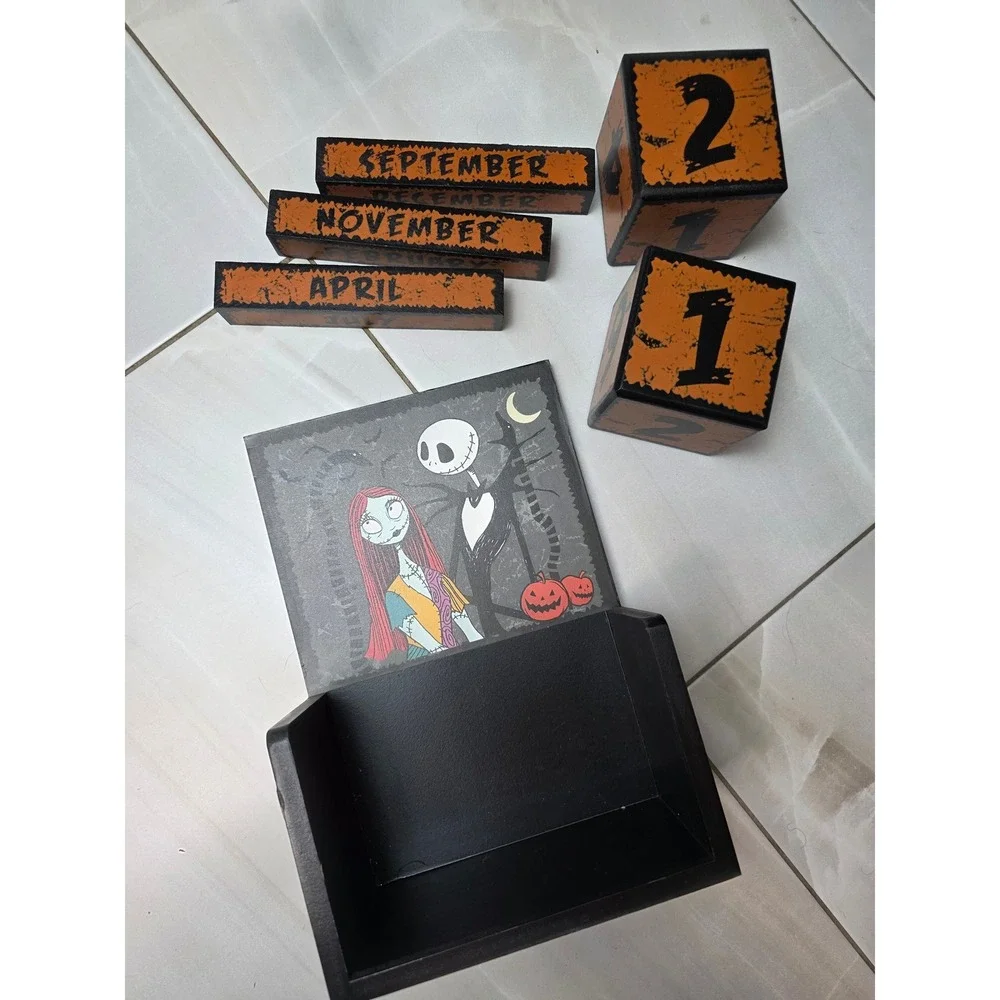 Disney Nightmare Before Christmas Jack Sally Perpetual Block Calendar A18663 W2